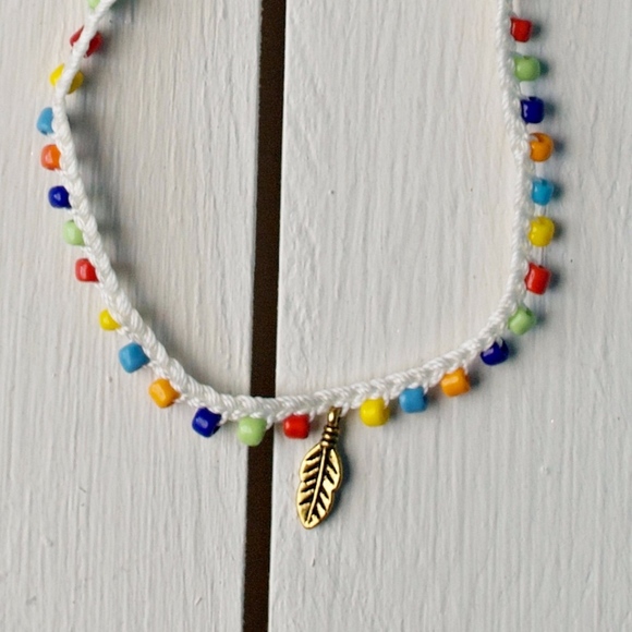 Boho Style Beaded Feather Anklet - Picture 1 of 3